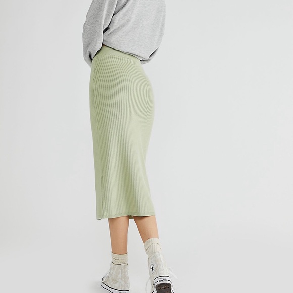 Skyline midi skirt - Picture 2 of 4